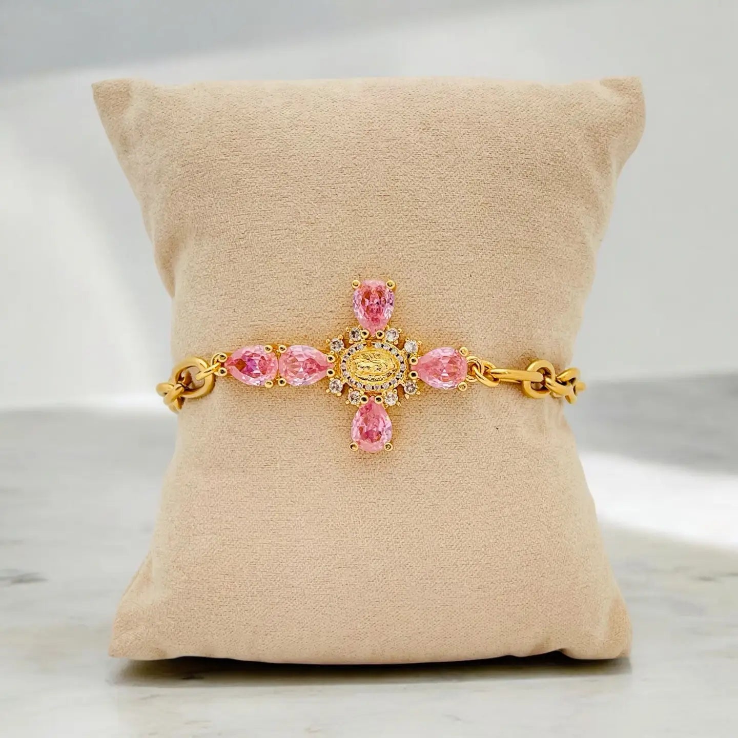 Themis Pink Armband