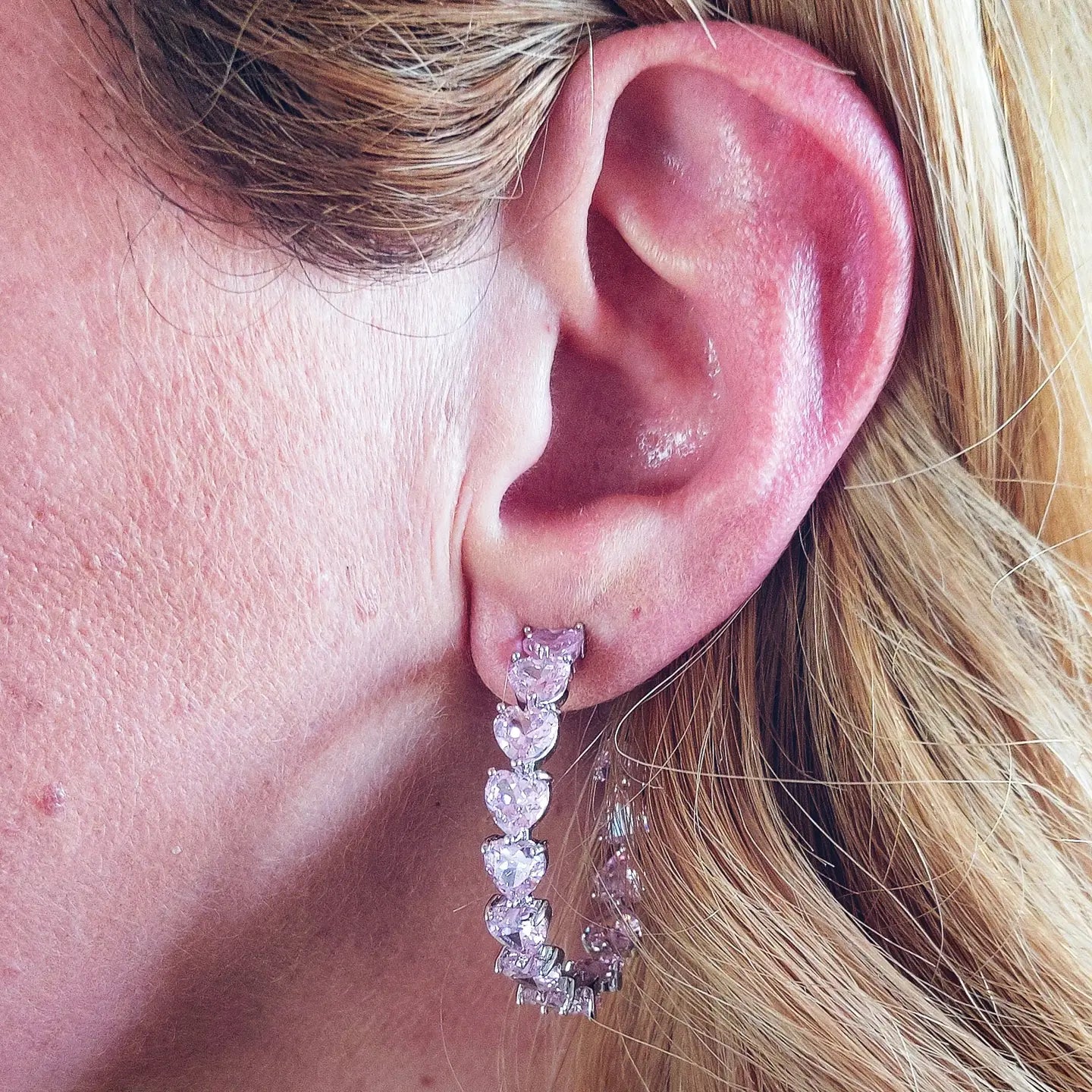 CHERIE - PINK large XL hoop earrings with heart-shaped cubic zirconia