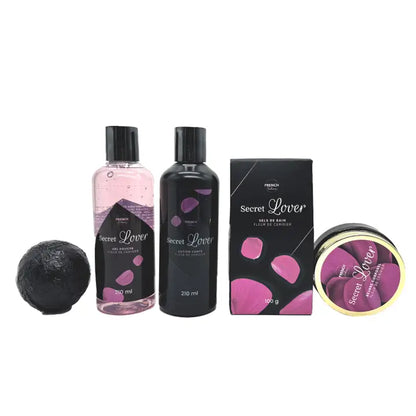 Rosé/gold cherry blossom bathtub