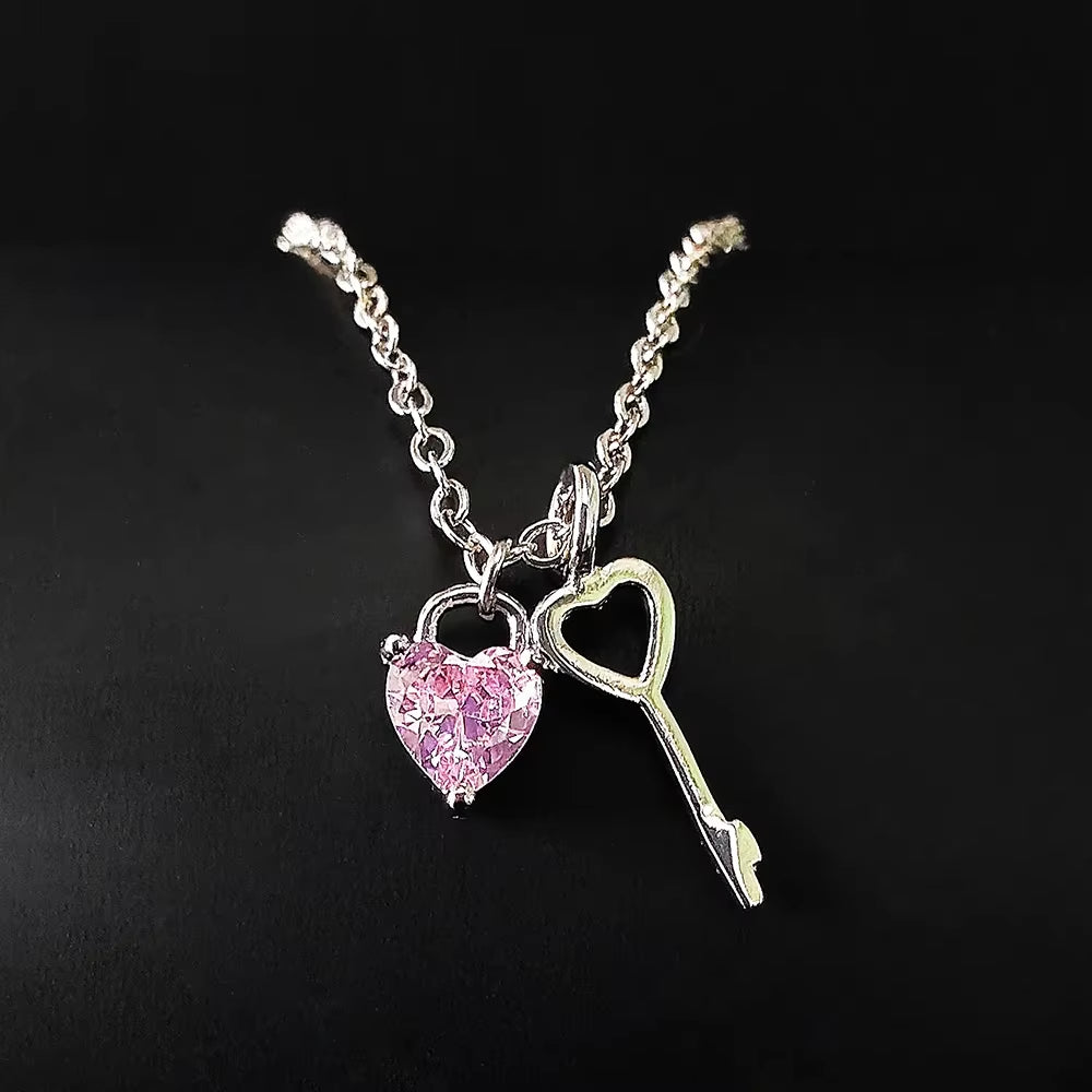 Products Unique Design Pink Heart and Key Necklace Pendant for Women Valentine'S Day Gift Jewelry X8400